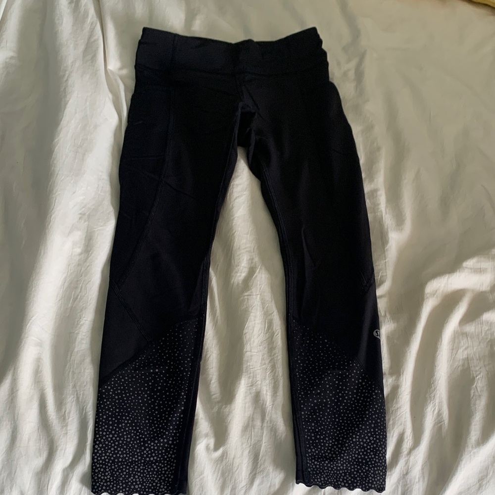 Lululemon Women’s Black Crop Leggings